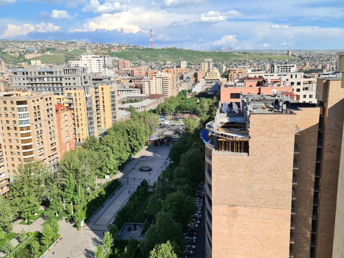 Rooftop Apart-Hotel Erivan Exterior foto